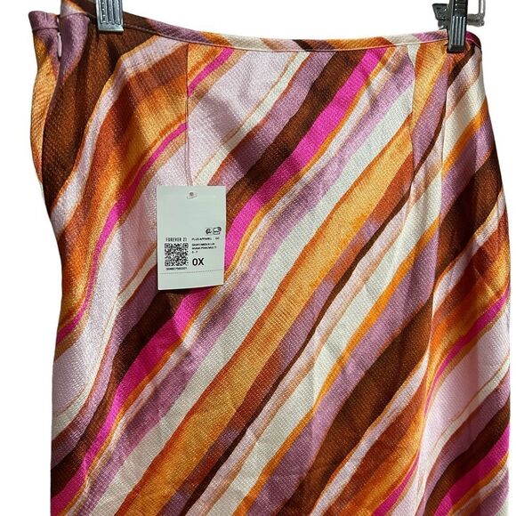 Forever 21 Plus Size Satin Striped midi Slip Skirt, 0X - Picture 9 of 10